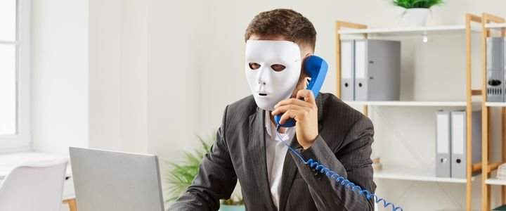 Misleading Sales Tactics by Fraudulent Advisors